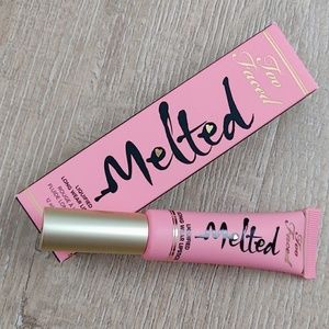 NIB Too Faced Melted Lipstick in Melted Frosting